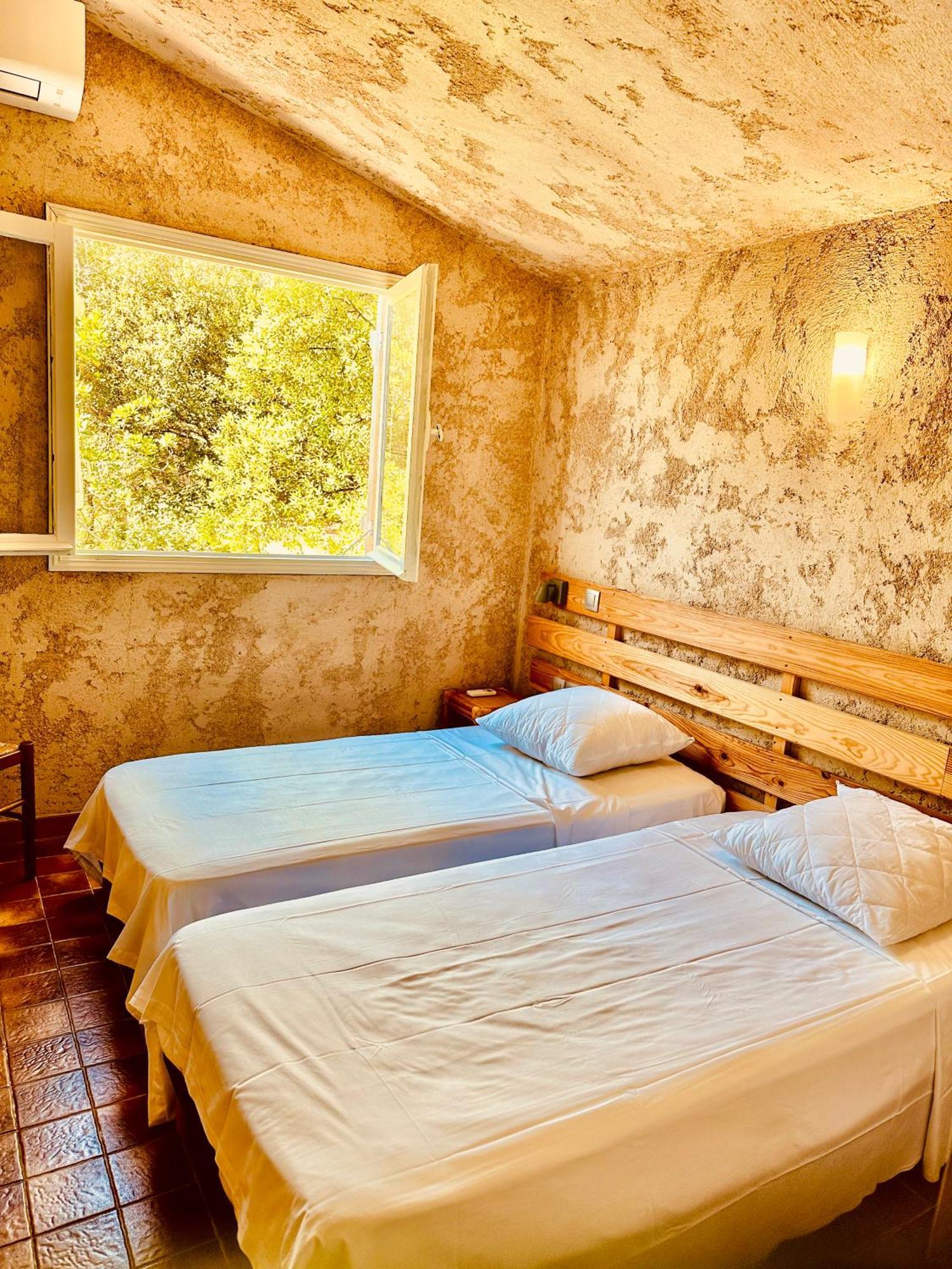 Residence U Latonu - Palombaggia Porto-Vecchio  Buitenkant foto